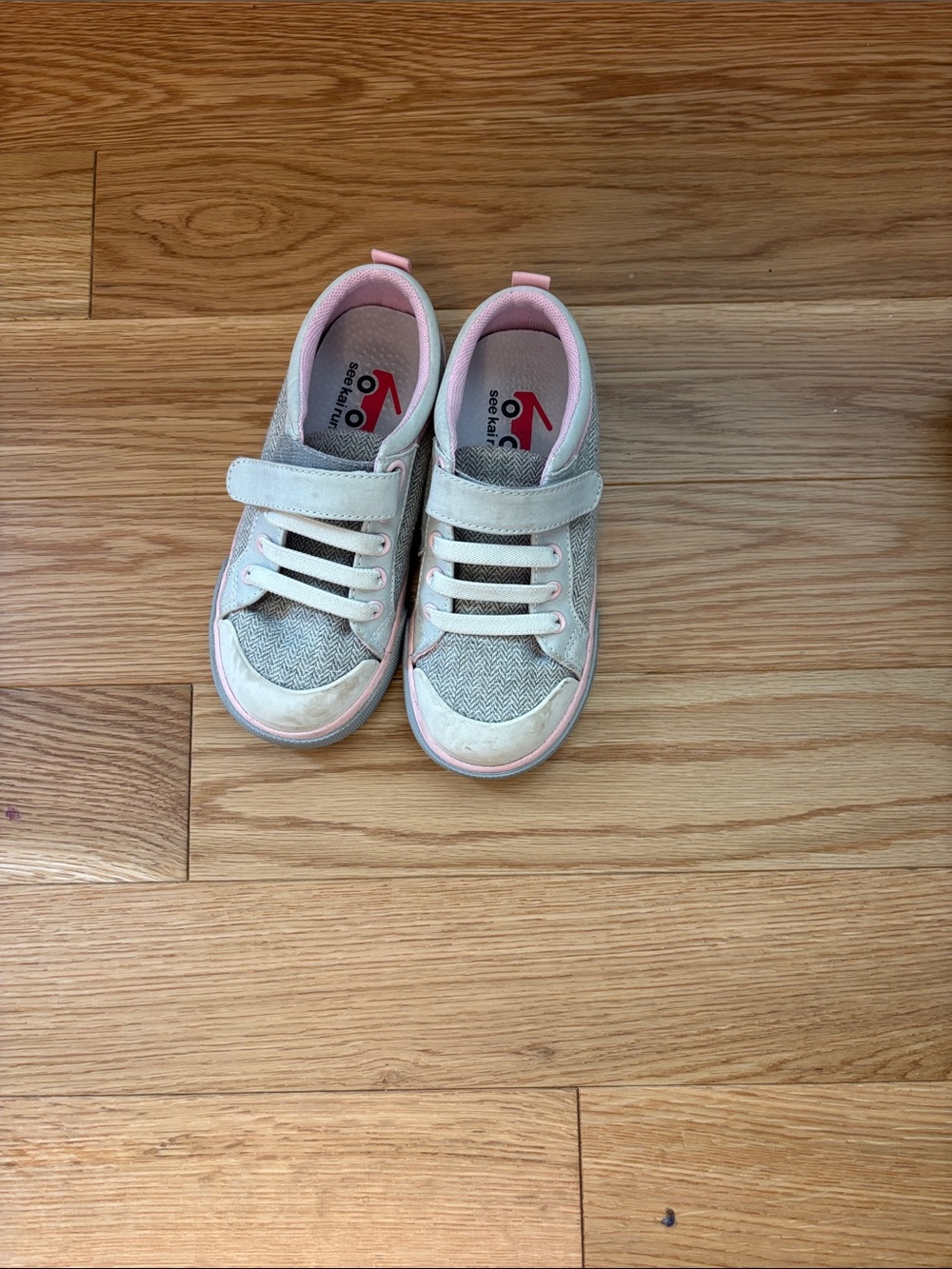 See Kai Run Pink & Gray Kids Velcro Sneakers